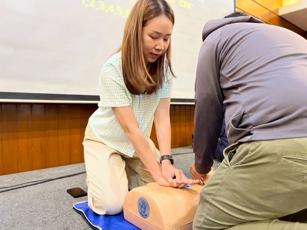 กิจกรรมอบรมการช่วยฟื้นคืนชีพขั้นพื้นฐาน (CPR&AED) และการปฐมพยาบาลเบื้องต้นฉุกเฉิน