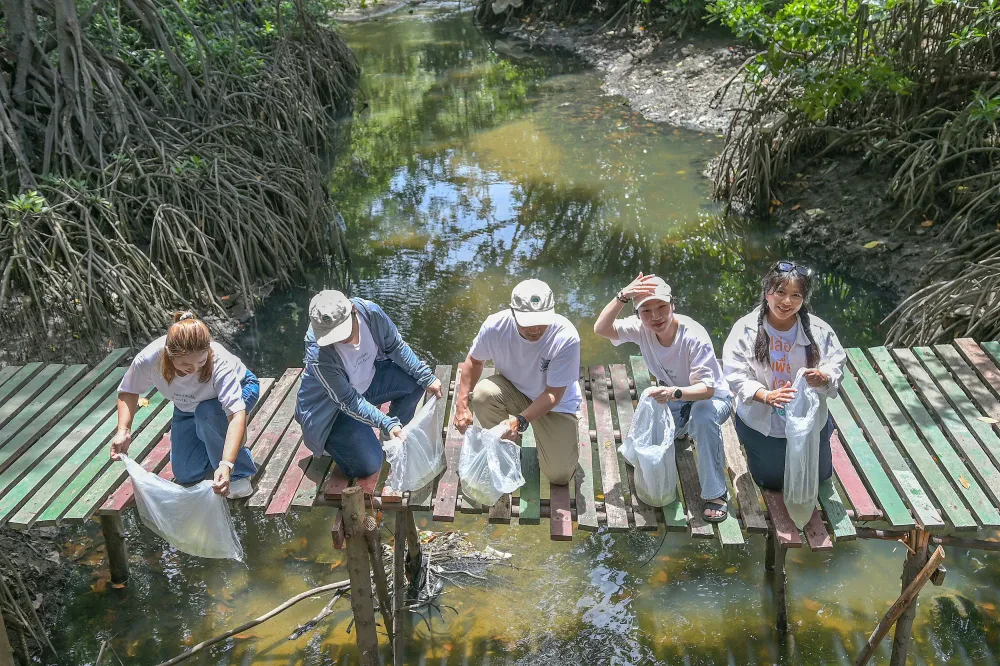กิจกรรมฟื้นฟูทรัพยากรสัตว์น้ำและระบบนิเวศทางทะเล